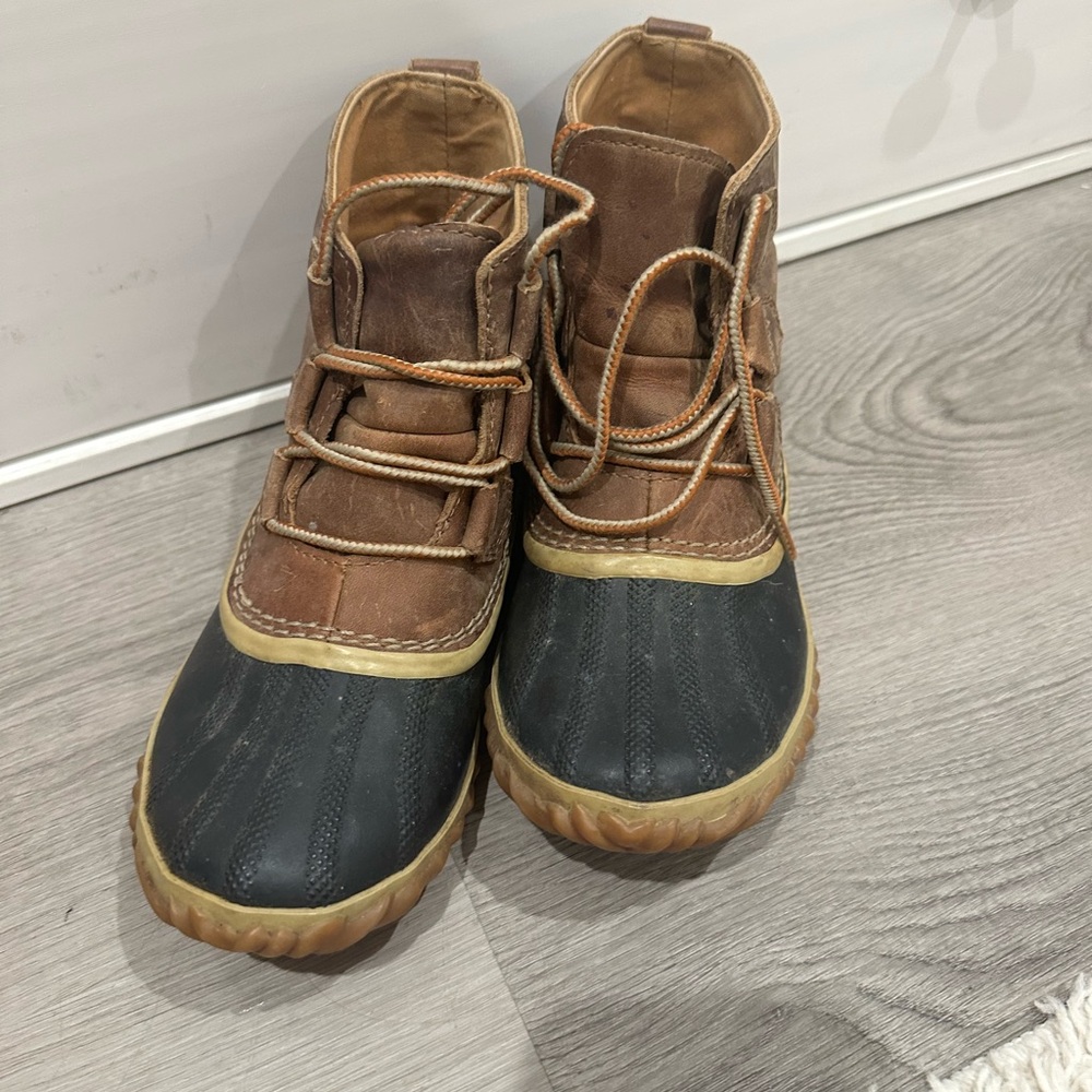 Sorel winter boots size 7